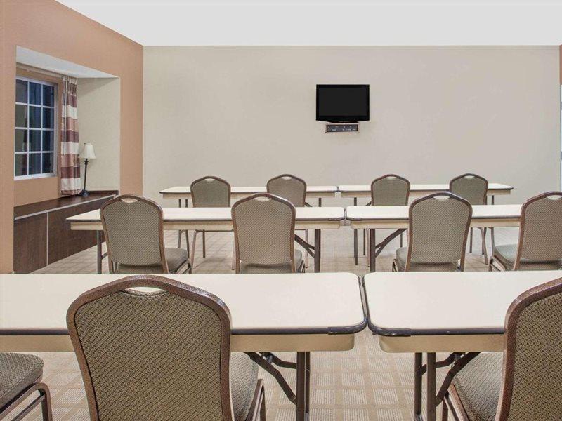 Microtel Inn & Suites By Wyndham Manchester - Newly Renovated Esterno foto