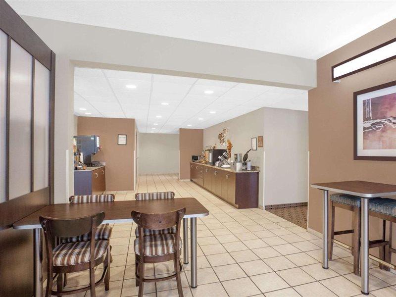 Microtel Inn & Suites By Wyndham Manchester - Newly Renovated Esterno foto