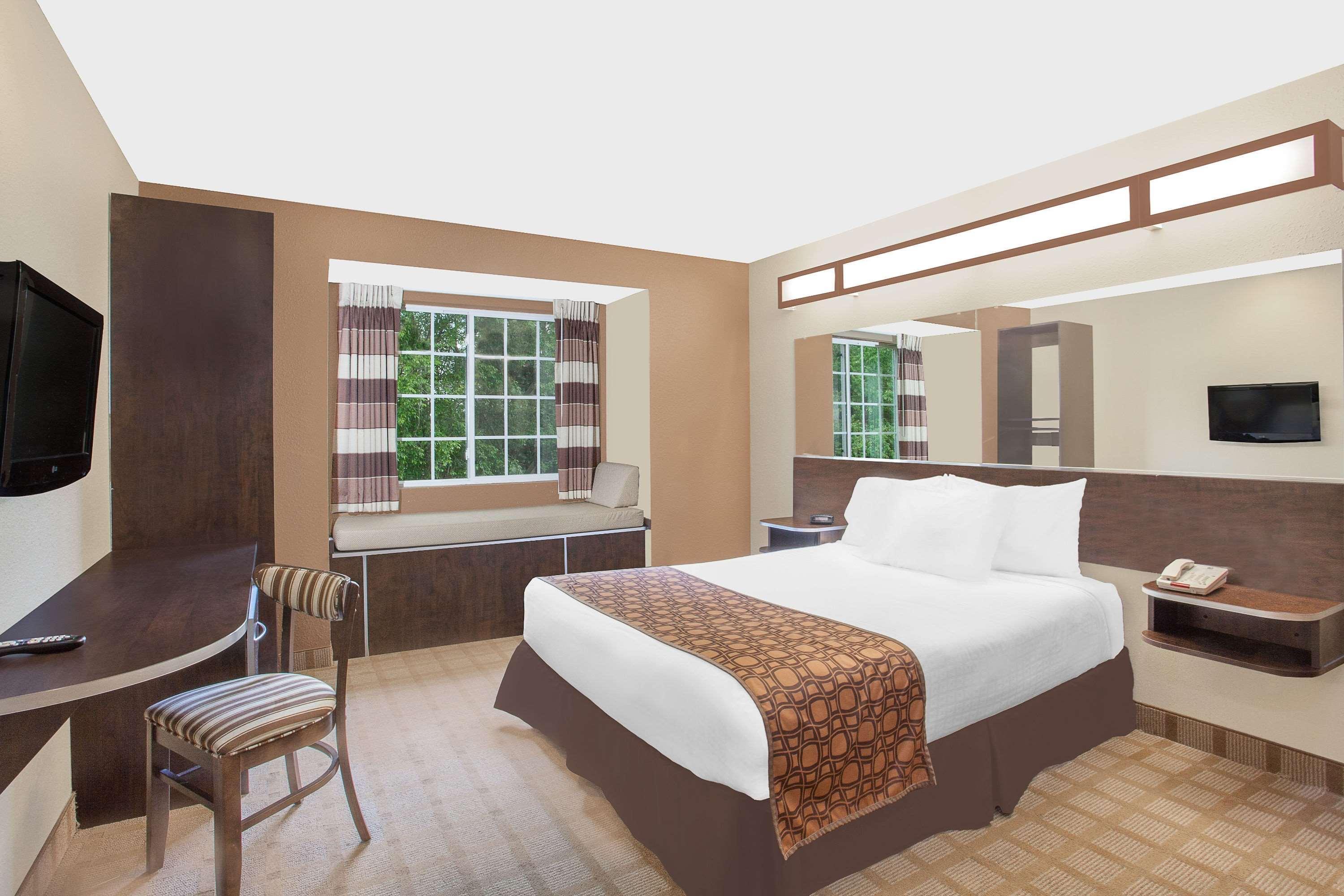 Microtel Inn & Suites By Wyndham Manchester - Newly Renovated Esterno foto