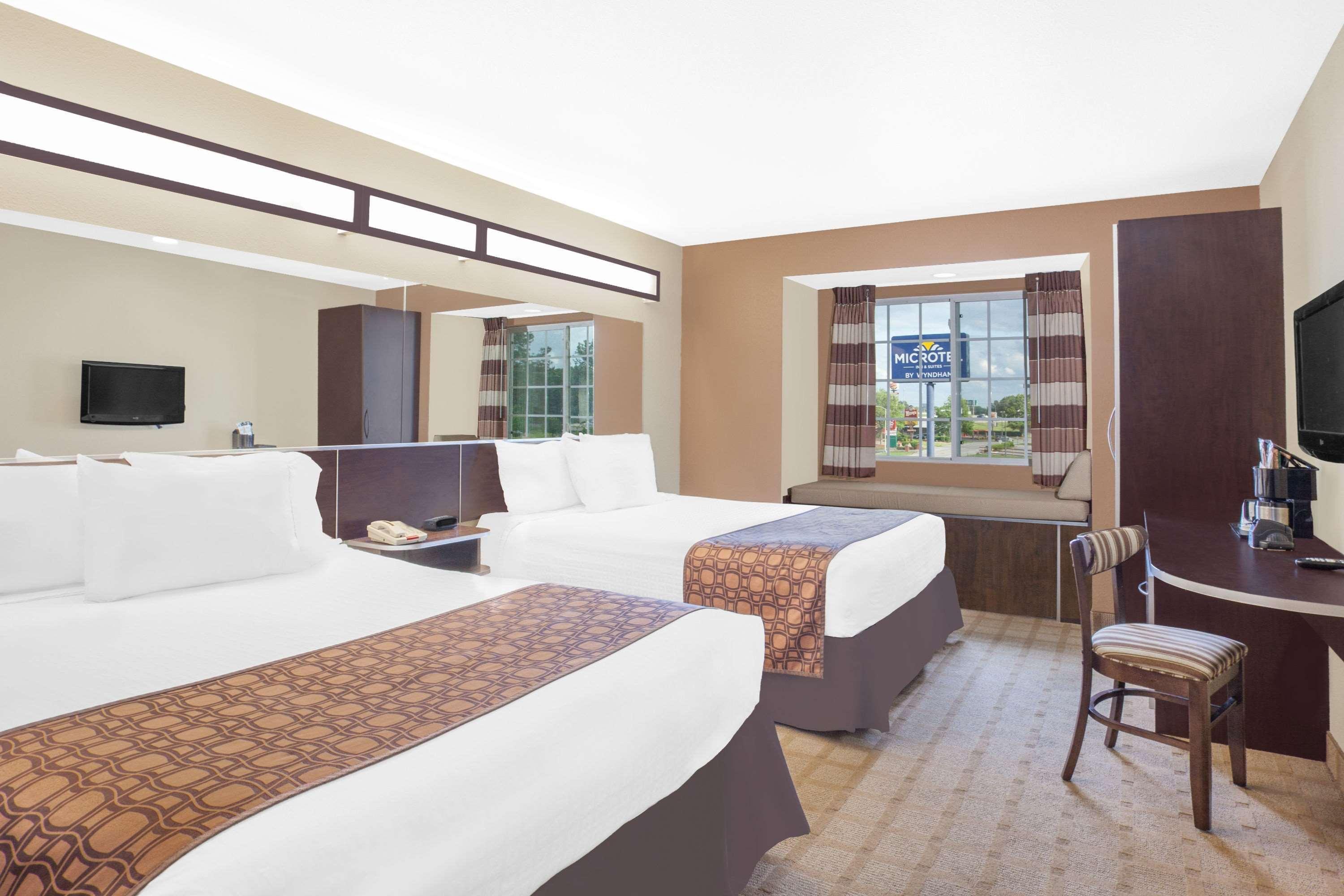Microtel Inn & Suites By Wyndham Manchester - Newly Renovated Esterno foto