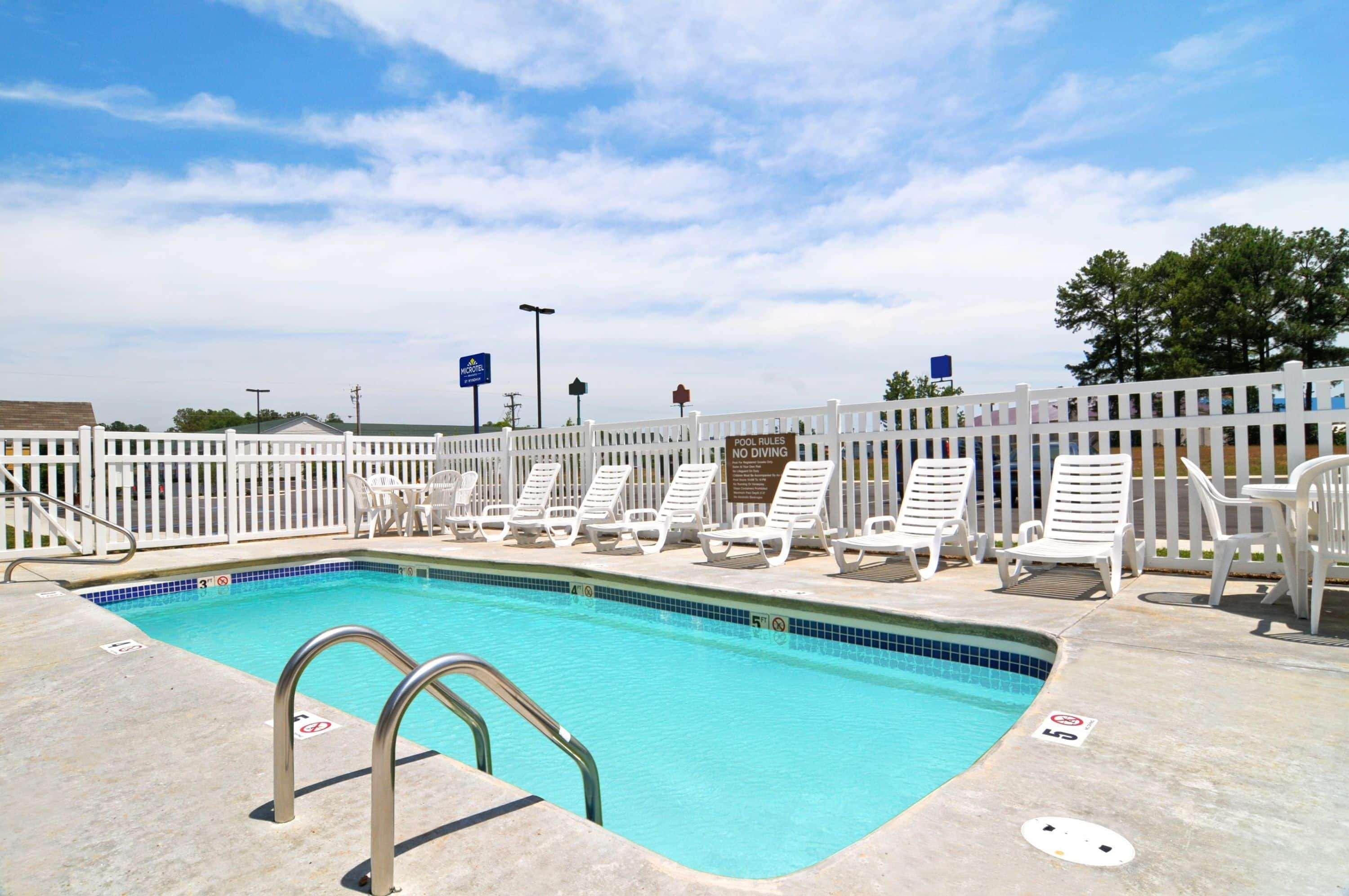 Microtel Inn & Suites By Wyndham Manchester - Newly Renovated Esterno foto
