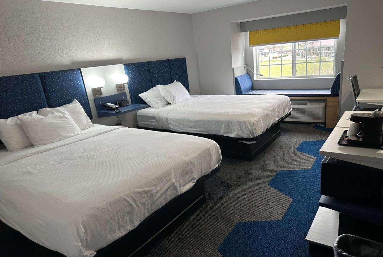 Microtel Inn & Suites By Wyndham Manchester - Newly Renovated Esterno foto