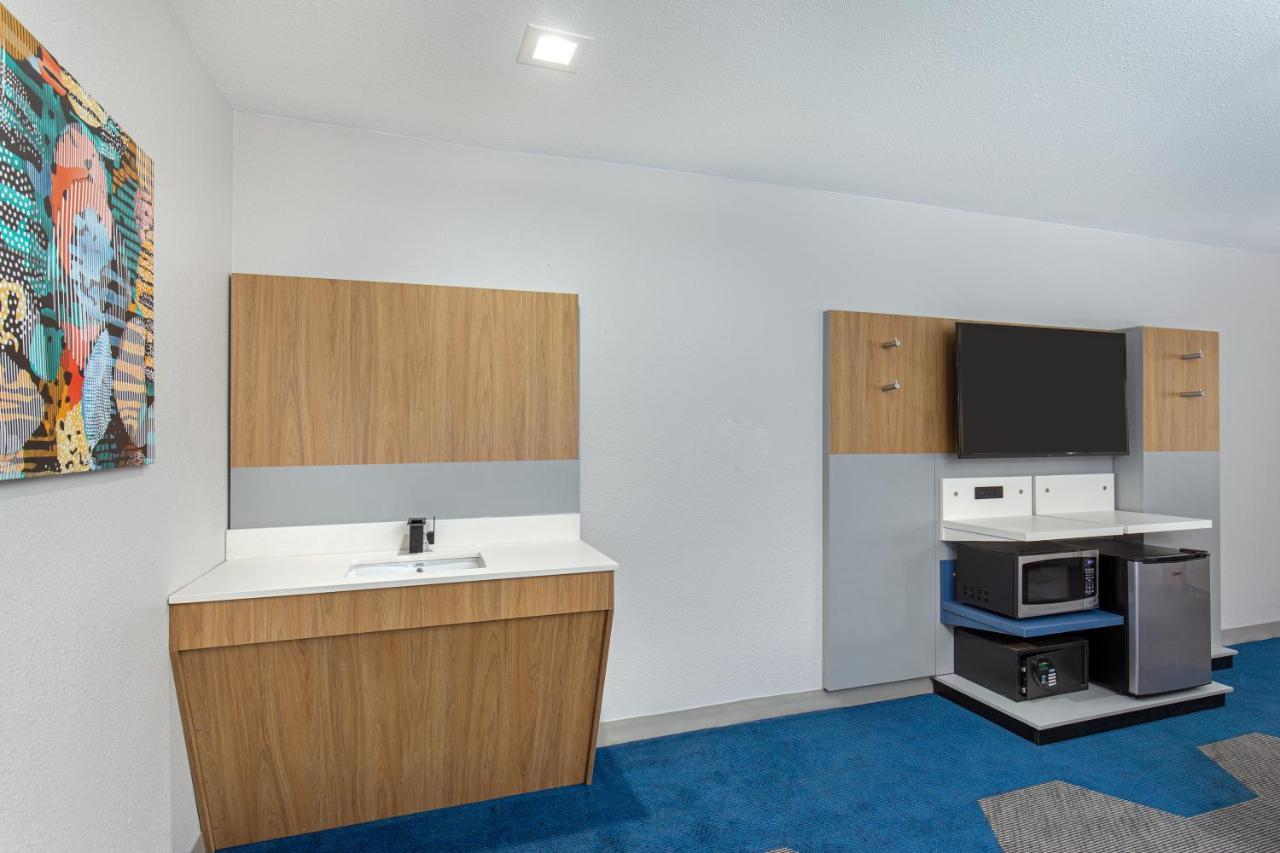 Microtel Inn & Suites By Wyndham Manchester - Newly Renovated Esterno foto