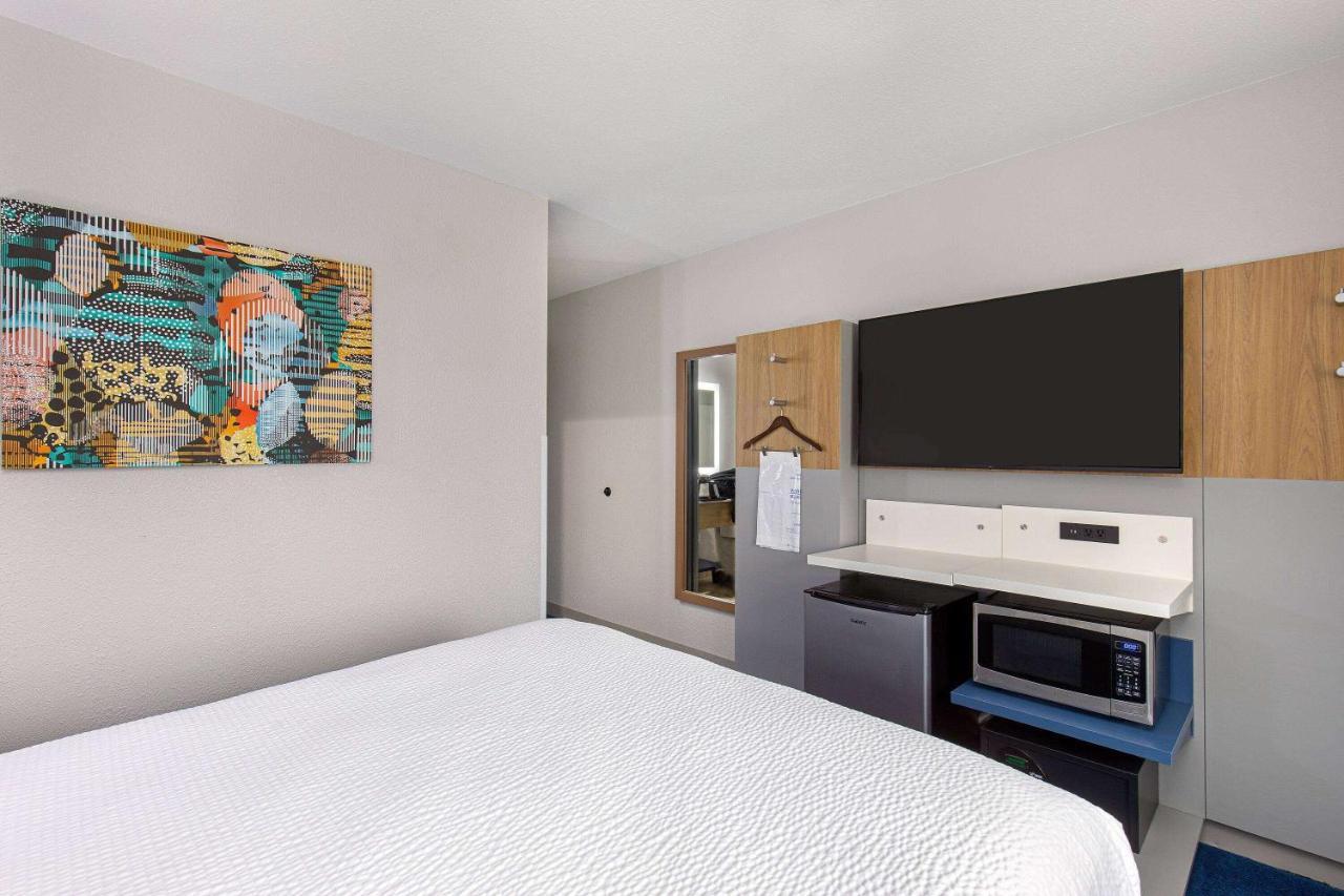 Microtel Inn & Suites By Wyndham Manchester - Newly Renovated Esterno foto
