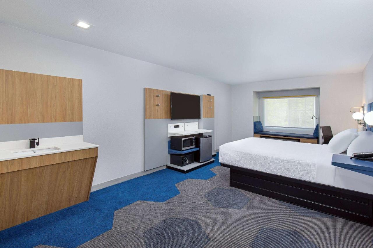 Microtel Inn & Suites By Wyndham Manchester - Newly Renovated Esterno foto